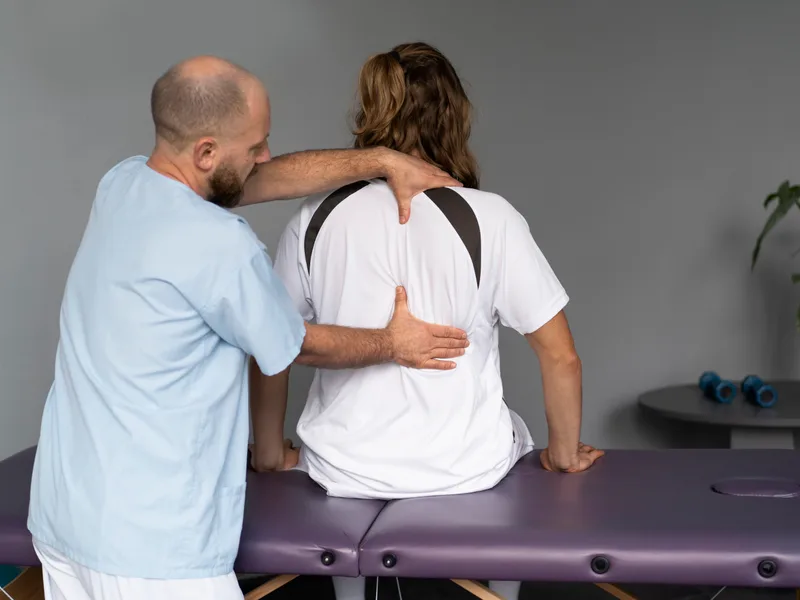 Knee Decompression at Camel City Chiropractic in Hudsonville
