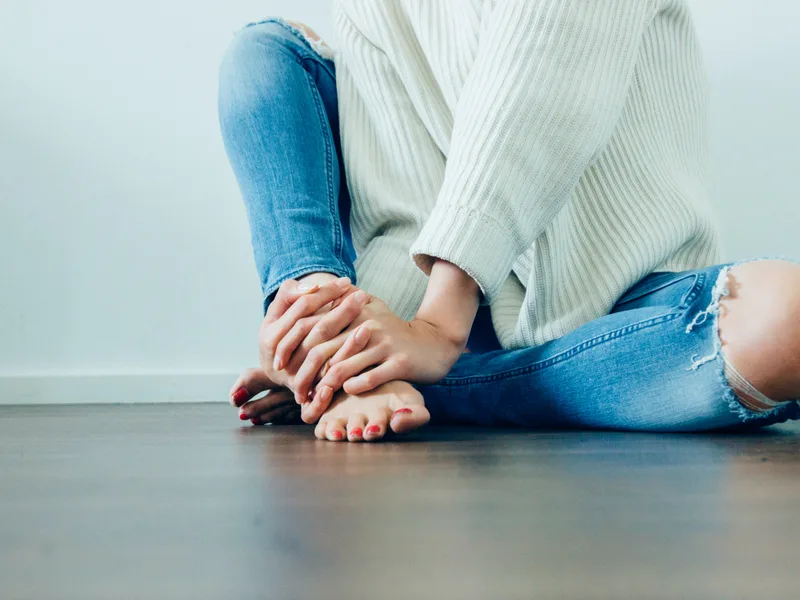 Camel City Chiropractic treating neuropathy in Hudsonville